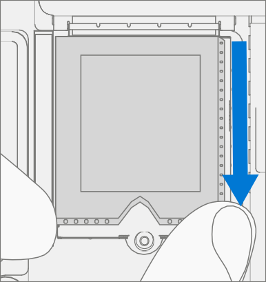 Screenshot that shows the rSSD lifted to about a 15-degree angle for extraction from the socket.