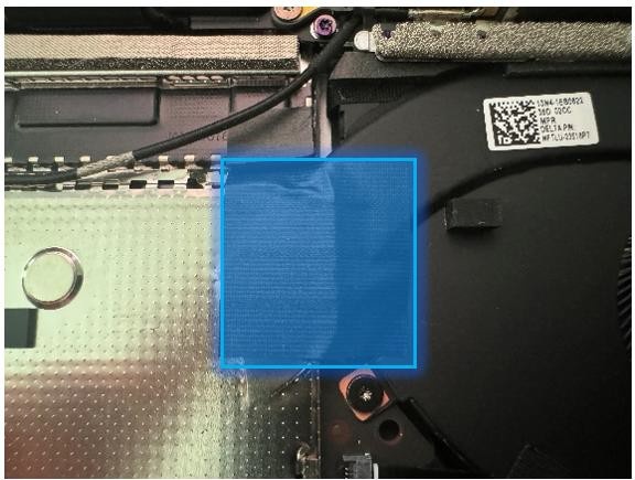 Screenshot that shows tape sponge lifted from thermal module after removal.