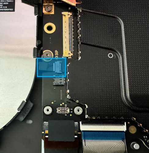Screenshot that shows a close-up of the fan FPC area.