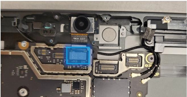 Screenshot that shows front facing camera FPC pressed into connector after PSA install.