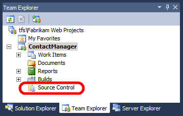 Visual Studio 2010 の [チーム エクスプローラー] ウィンドウで、チーム プロジェクトを展開し、[ソース管理] をダブルクリックします。