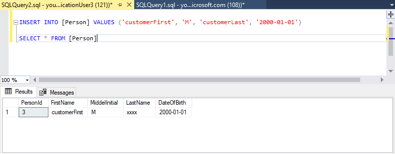 単純な 'INSERT' ステートメントと 'SELECT' ステートメントを示す SQL Server Management Studio (SSMS) のスクリーンショット。'SELECT' ステートメントは、LastName 列にマスクされたデータを表示します。