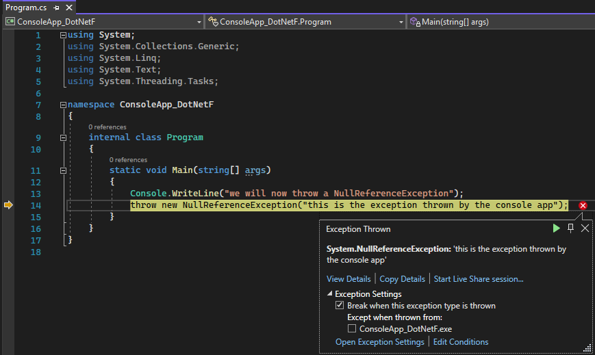 Visual Studio の ThrowsNullException プロジェクトのスクリーンショット。例外をスローしたソース コード行が強調表示されています。