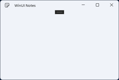 タイトル バーのアイコンとアプリ名を含む空の WinUI Notes アプリ ウィンドウ。
