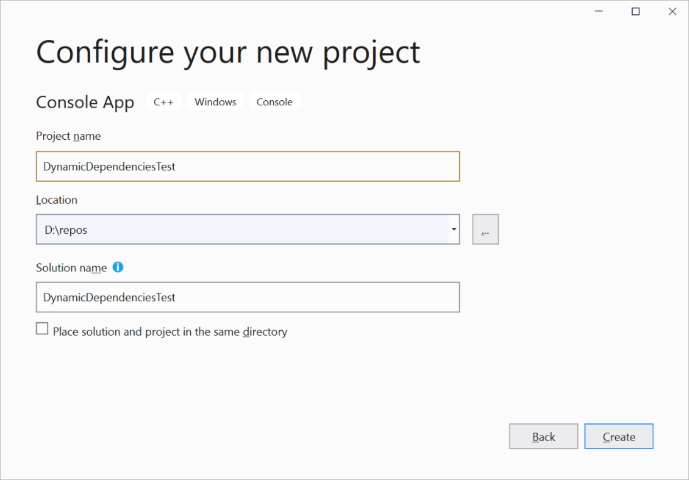 Visual Studio で新しい C++ アプリに名前を付ける画面のスクリーンショット